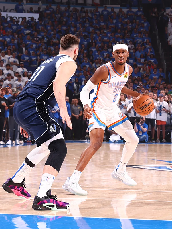 俄克拉荷马雷霆发布备战花絮;窗口期伤情更新;NBA季后赛任务艰巨;训练强度明显提升(俄克拉荷马雷霆) 俄克拉荷马雷霆发布备战花絮;窗口期伤情更新;NBA季后赛任务艰巨;训练强度明显提升(俄克拉荷马雷霆)